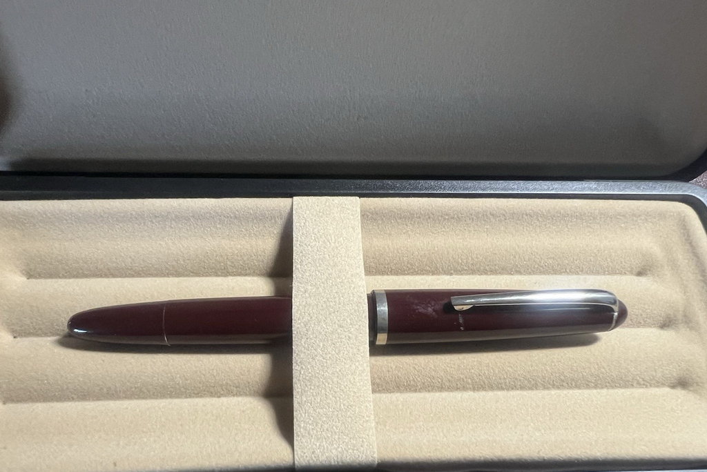 Montegrappa Stylo-Plume Stylo à Plume Bordeaux À Piston Écrit Style Vintage
