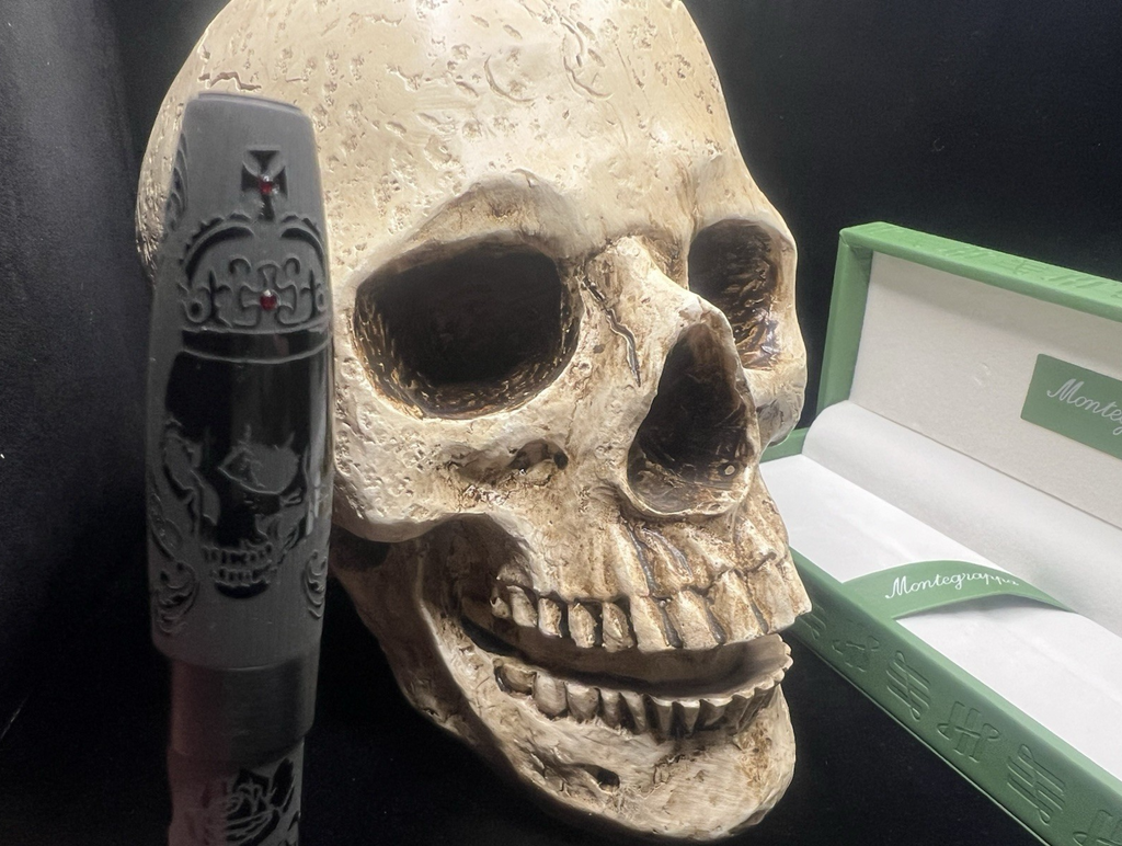 🔴 MONTEGRAPPA penna sfera Fortuna teschio Crowned Skull Edizione Limitata NOS