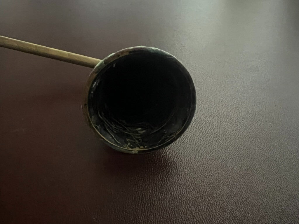 🔴 Kerzenlöscher aus Bronze mit antikem Holzgriff 