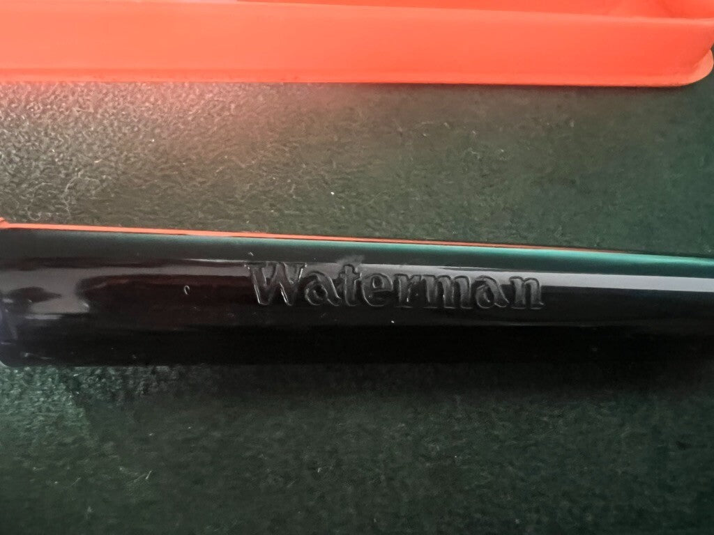 🔴 WATERMAN Flash Füllfederhalter mit Schlüsselring und Patronenhalter. 