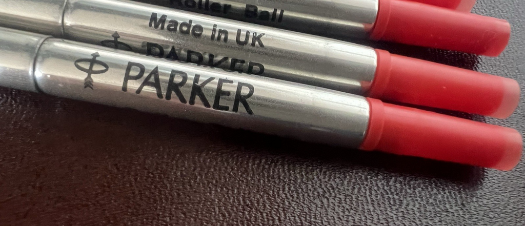 Parker Recharge Stylo-Plume Roller Ball Rouge M 0,8 MM 8JF Recharge 3 Pcs