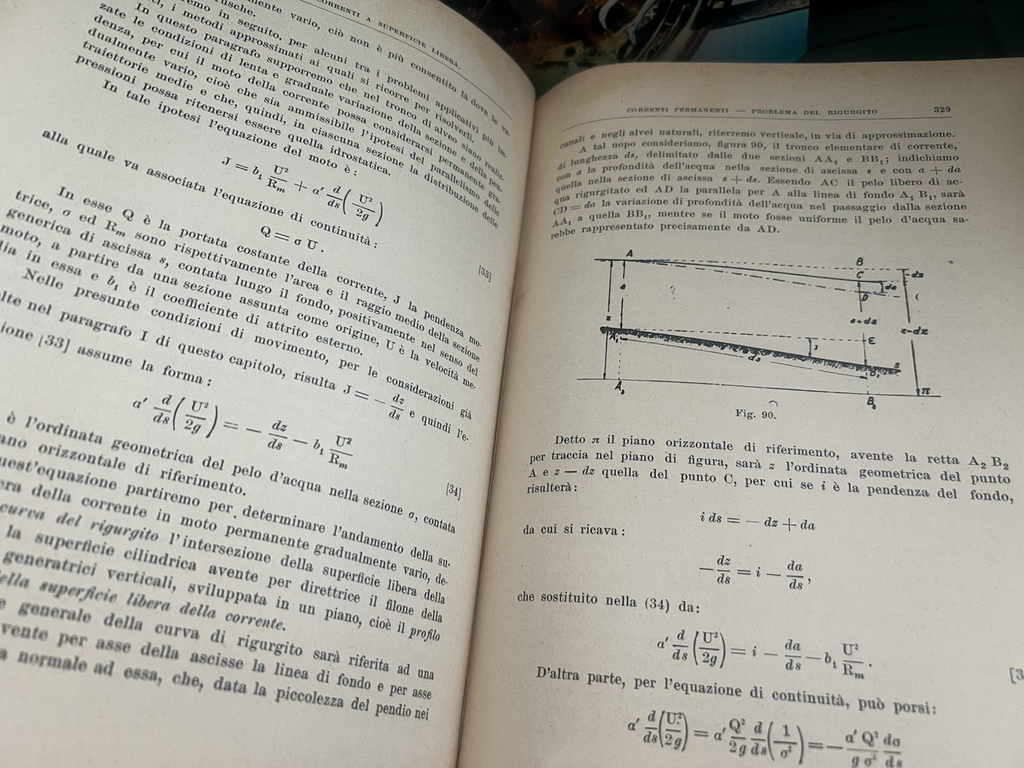 Livre Cours De Hydraulique Fisher Couverture Rigide Rouge Arts Mestieri 1936
