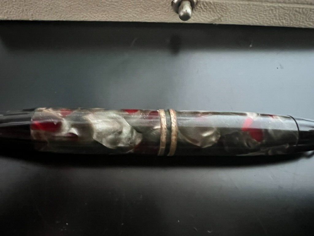 🔴 Vintage marbled celluloid mechanical pencil with hook. 