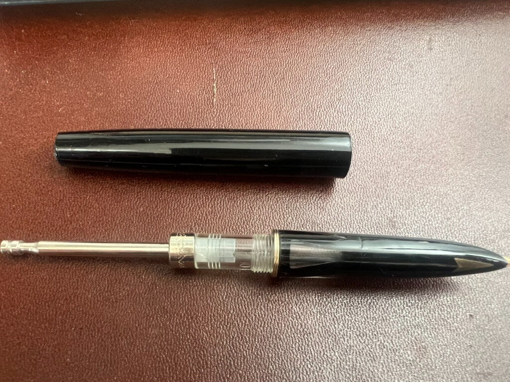 Stylo-Plume Stylo à Plume Noire À Piston Aerodinamico Or Écrit Vintage Et 