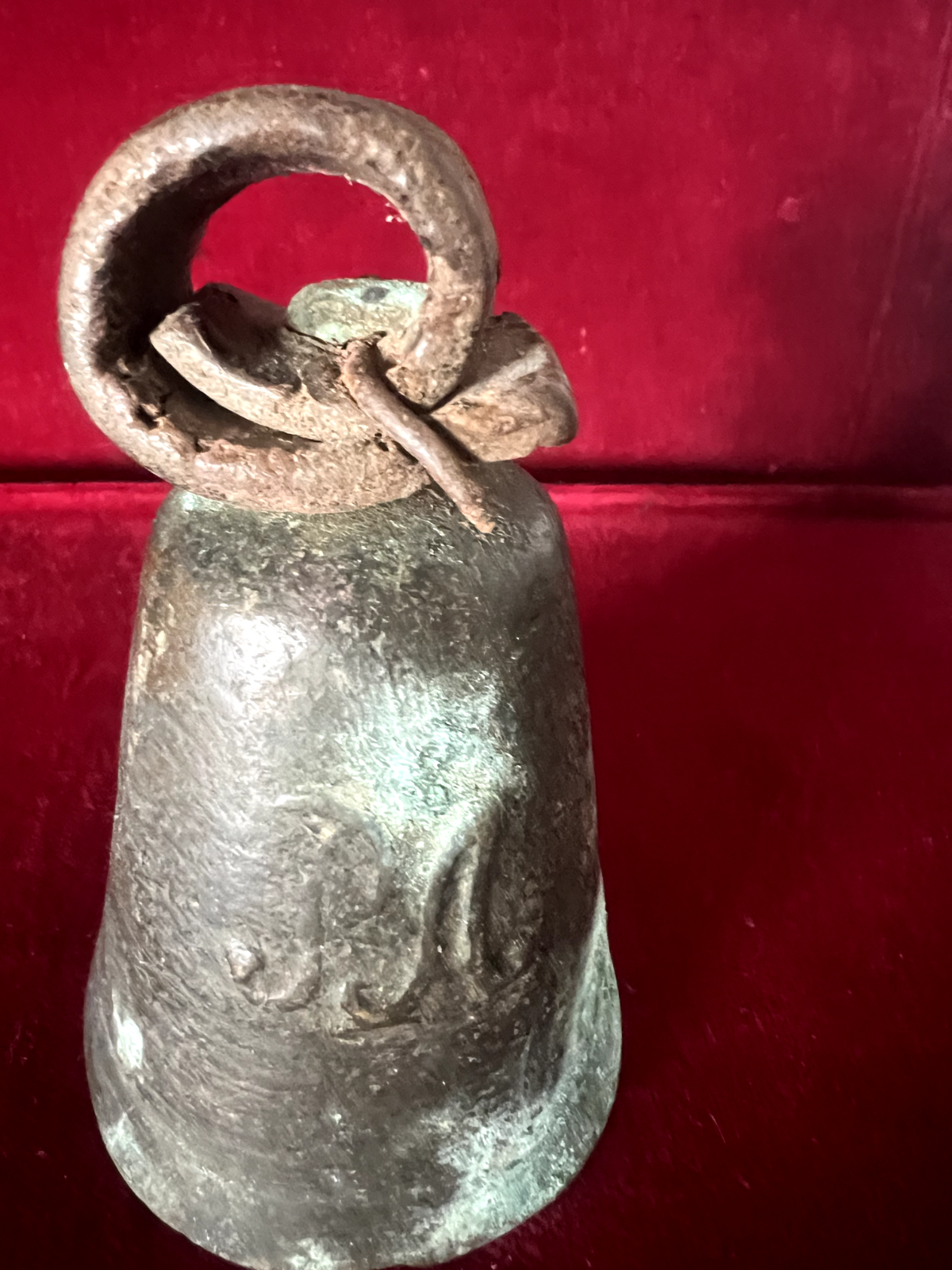 Sonnette Cloche Métal Bronze À Main Autel Hauteur 9 CM Vintage 