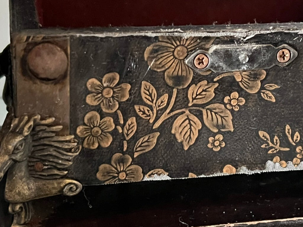 🔴 Handgefertigte Buchstützen aus Holz mit Vintage-SENORA-Särgen 