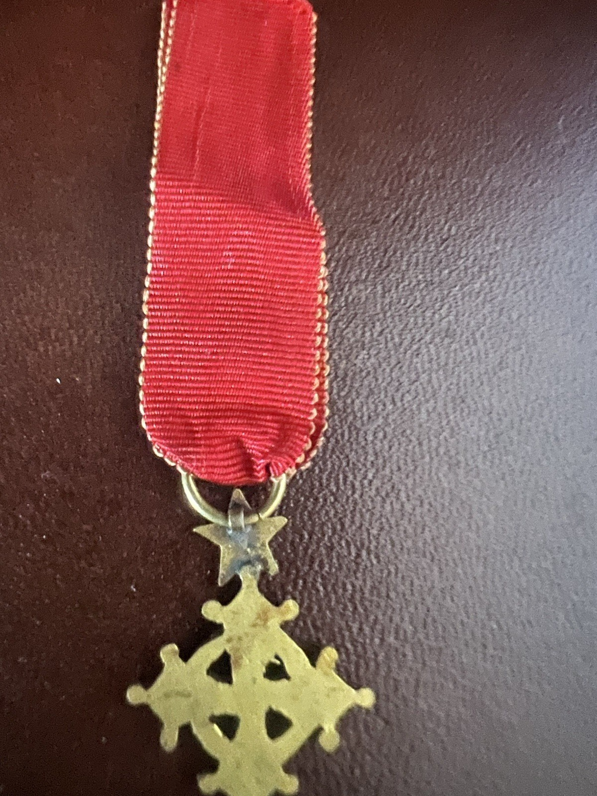 🔴 Croce Patente Decorazione al Merito e Stella dorata Nastro rosso vintage