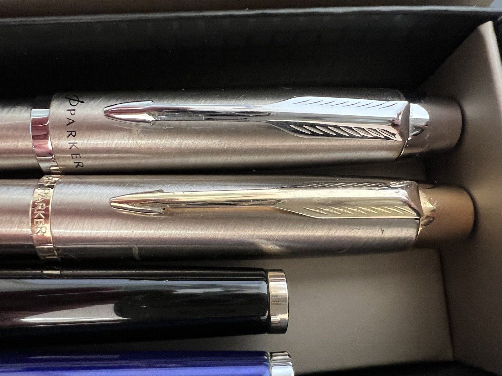 Parker Penne Sphère Et Stylo à Plume Im Laque Noir-Bleu Chrome 4 Scrivono