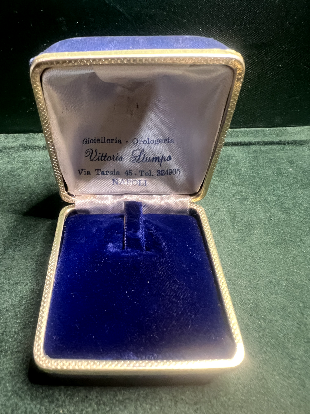 Boîte Anneau Trousse Housse Bijou Bord Métal Vintage