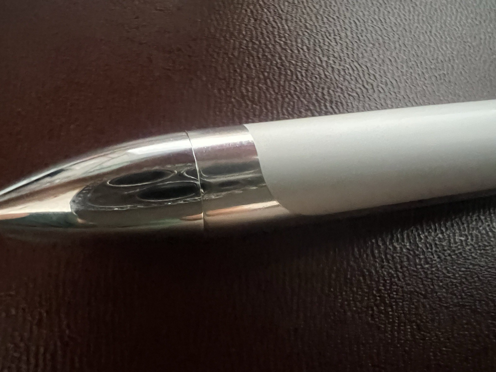 Pelikan Stylo-Plume Sphère V10 Automatique Écrit Fini Argent Vintage Trousse