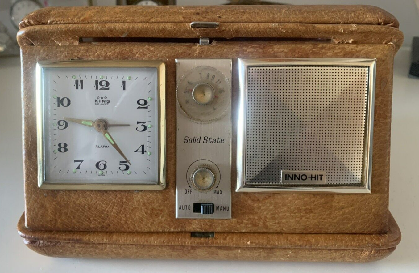 Horloge INNO-HIT Radio Réveil Bureau Table de Chevet Cuir Fonctionne Vintage