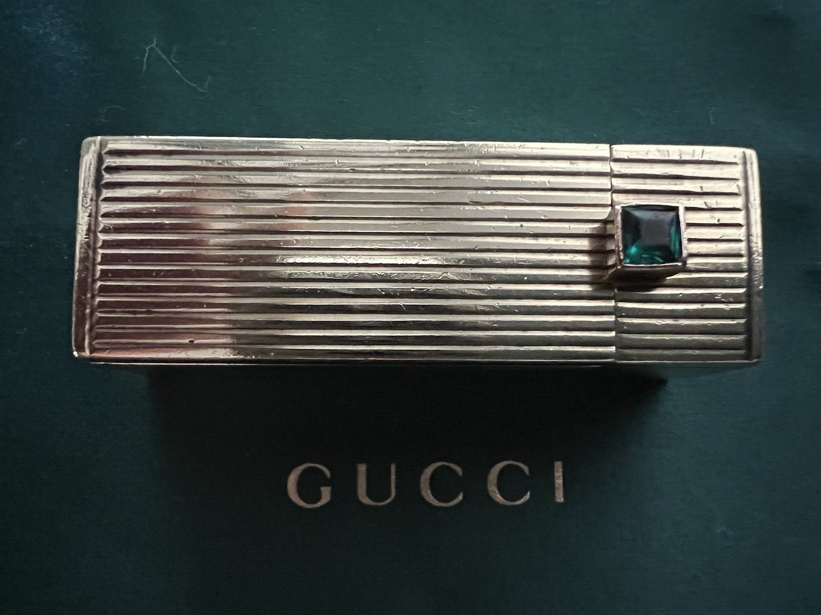 🔴 GUCCI gold laminated lipstick holder with EMERALD stone antique from 1930 RARE 