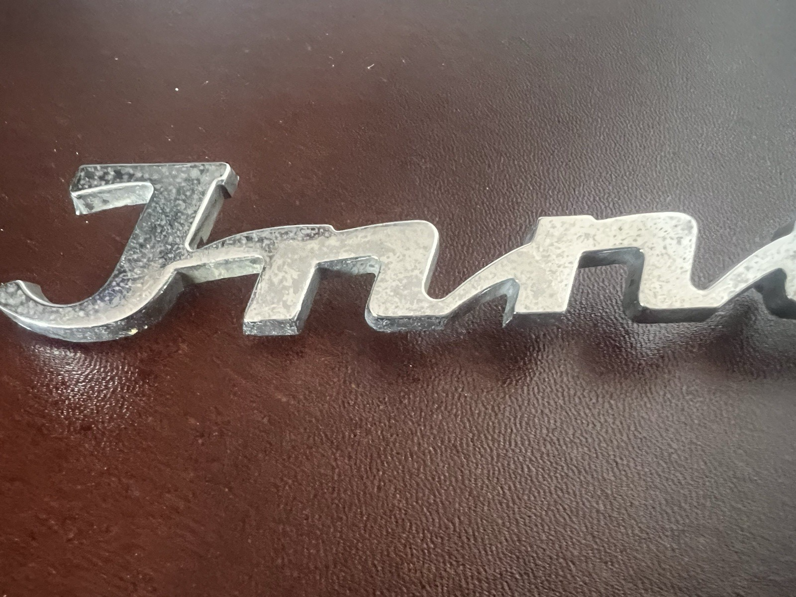 Armes Innocenti Austin Voiture Écrit Emblème Logo Grand Original