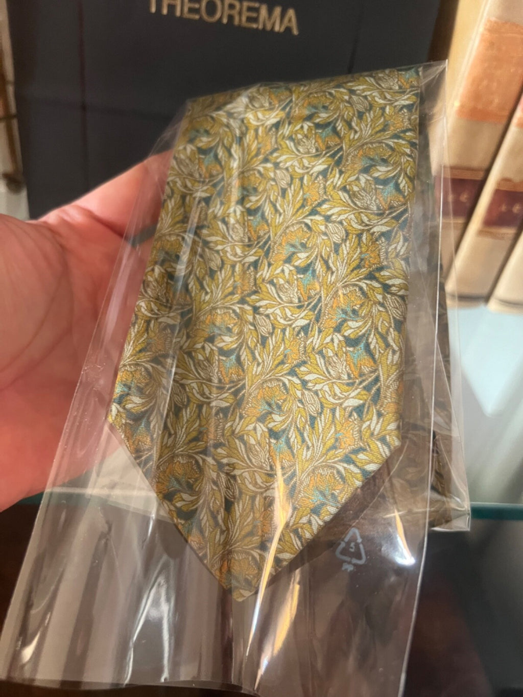 🔴 FENDI cravatta uomo SETA FOGLIE DI AUTUNNO classica italiana busta