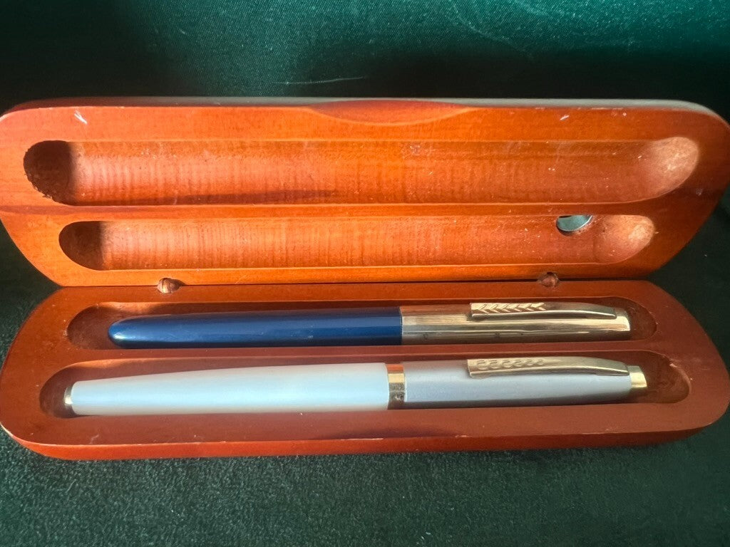 🔴 Penne stilografiche blu bianca a pistone scrivono per inchiostro vintage B