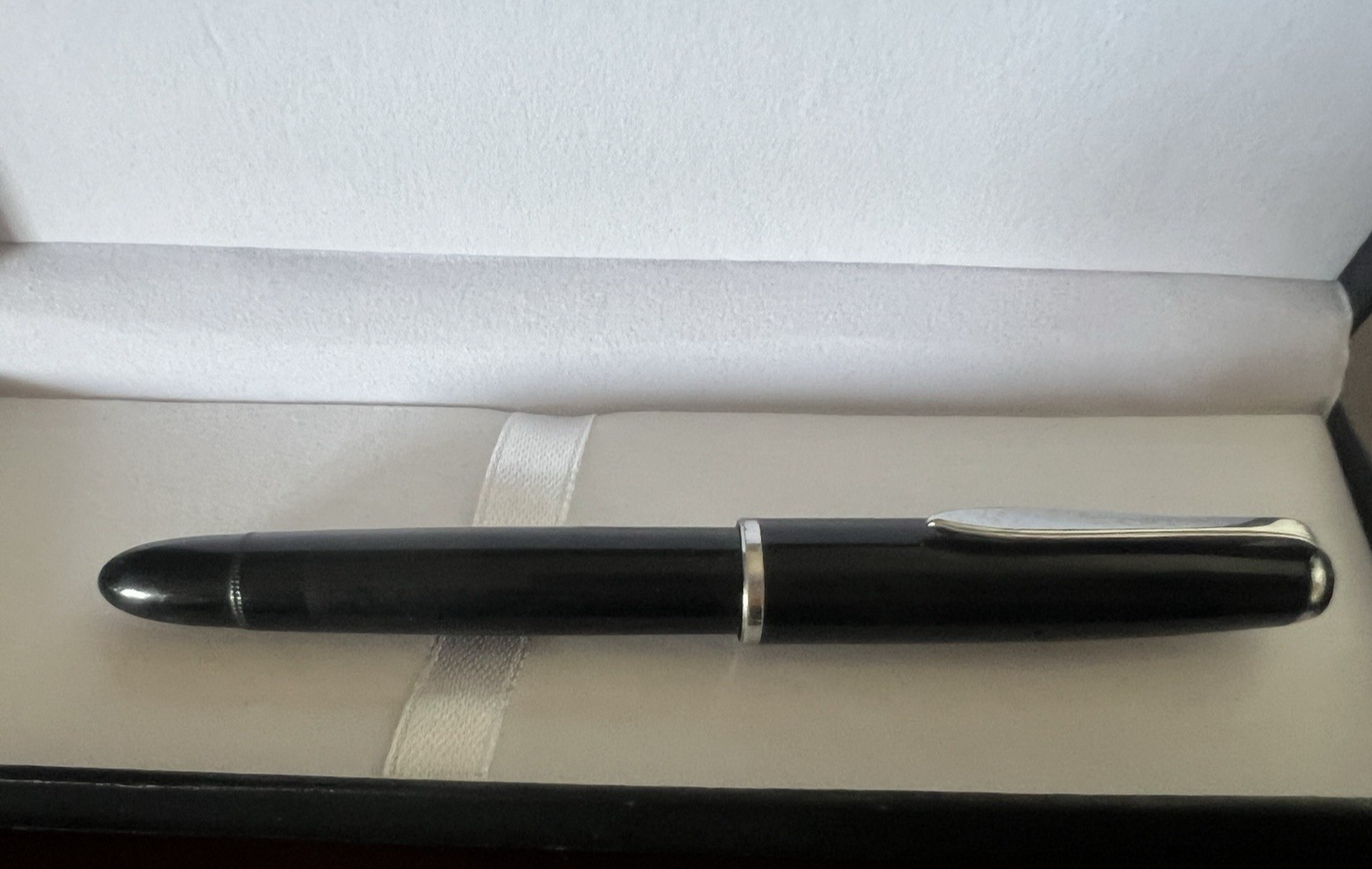 🔴 ERO penna stilografica nera a pistone pennino EF scrive vintage
