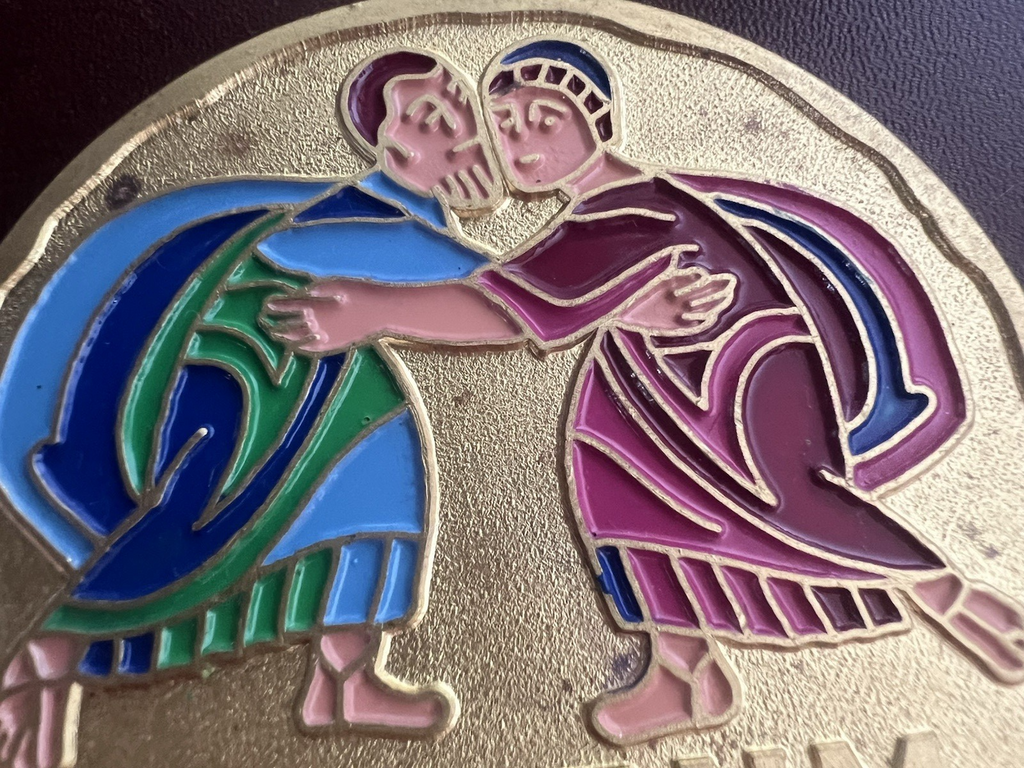 🔴 Grande medaglia GIUBILEO ROMA DEL 2000 dorata con smalti con astuccio