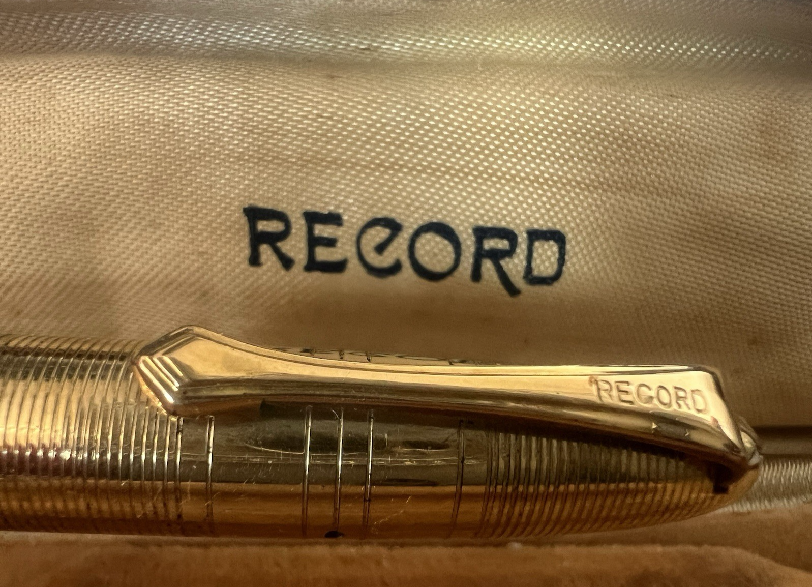 🔴 RECORD penna stilografica pennino ORO 14KT a pulsante scrive vintage D