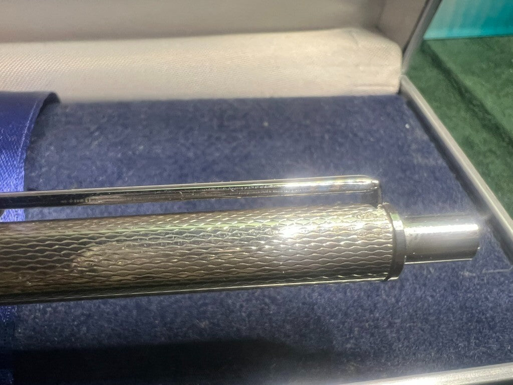 🔴 Penna sfera ARGENTO MASSICCIO 925 onde guillocchè meccanismo scatto scrive