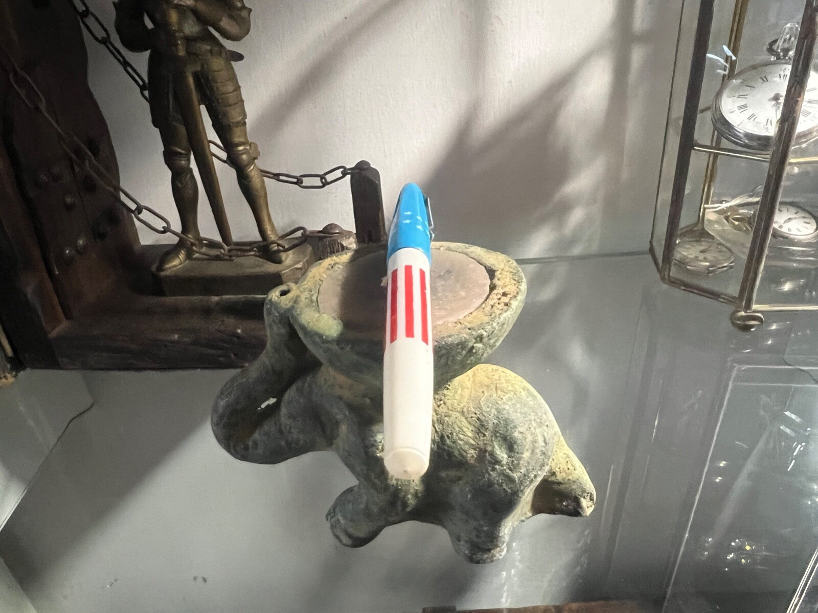 🔴 LILIAN AMERICAN FLAG cartridge fountain pen writes vintage 