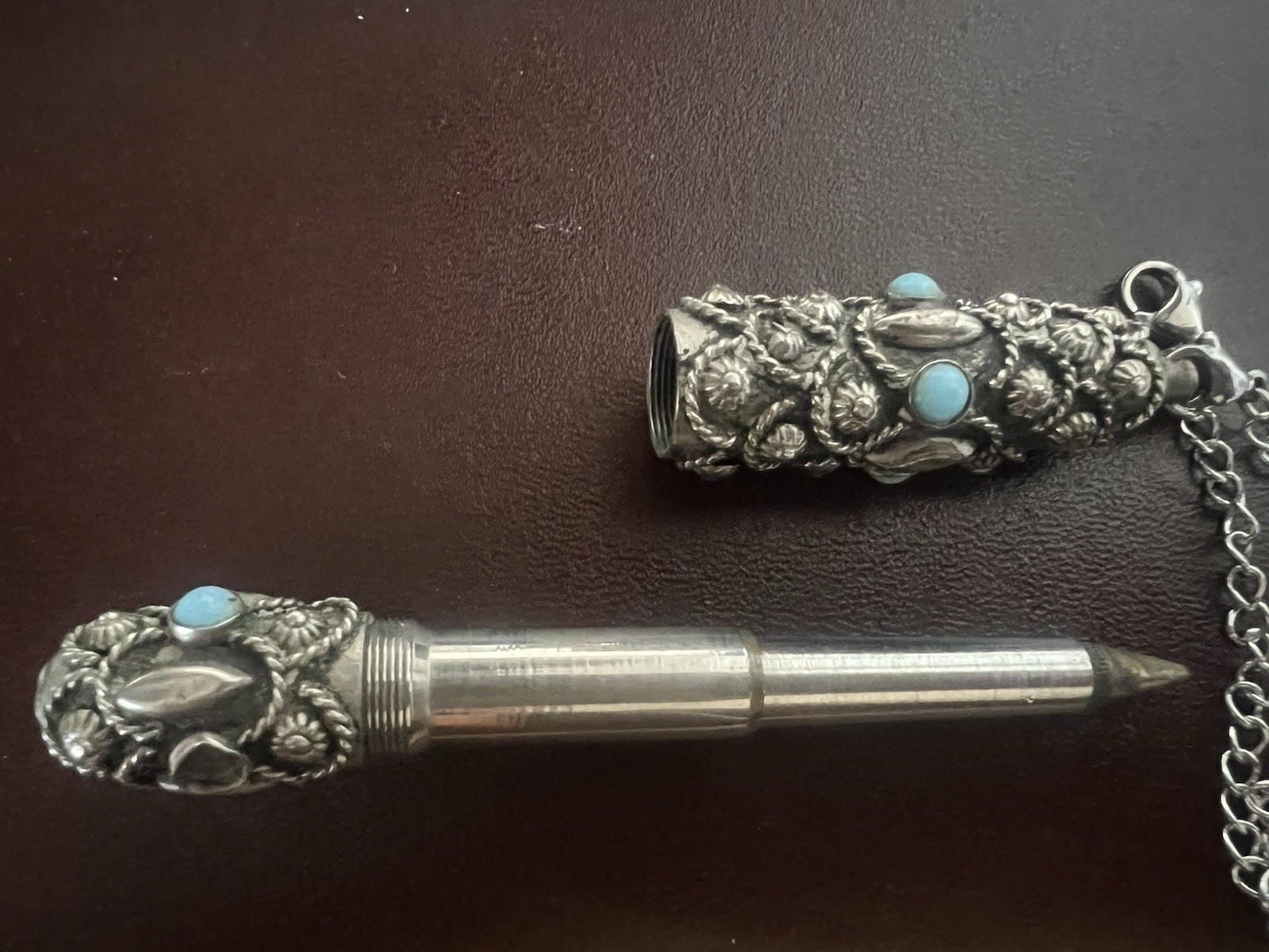 Stylo-Plume Sphère Mini Télescopique Rétractable Cabochon Turquoise Rétro 1940