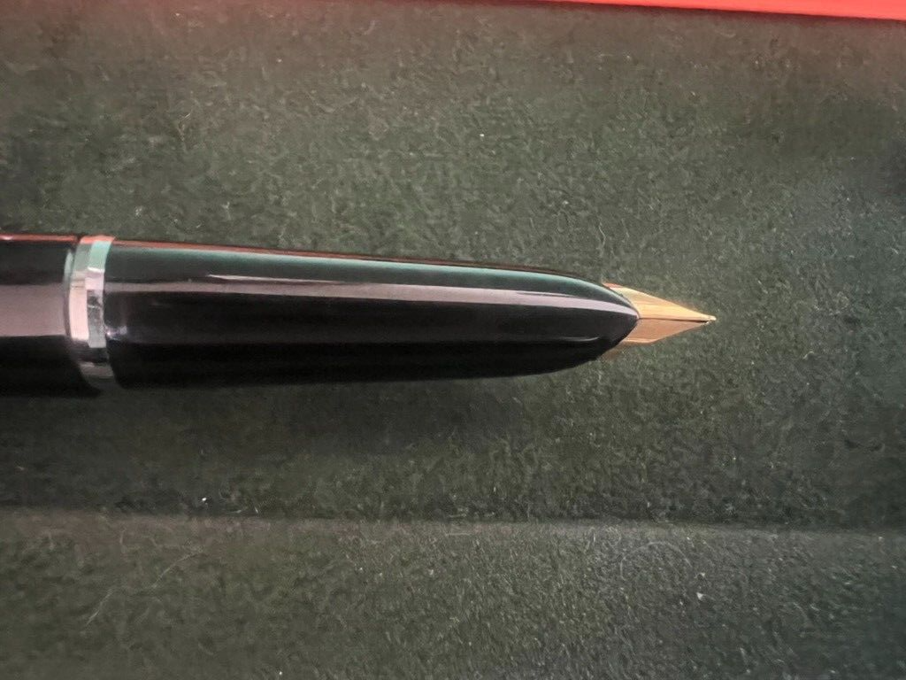 🔴 WATERMAN Flash Füllfederhalter mit Schlüsselring und Patronenhalter. 