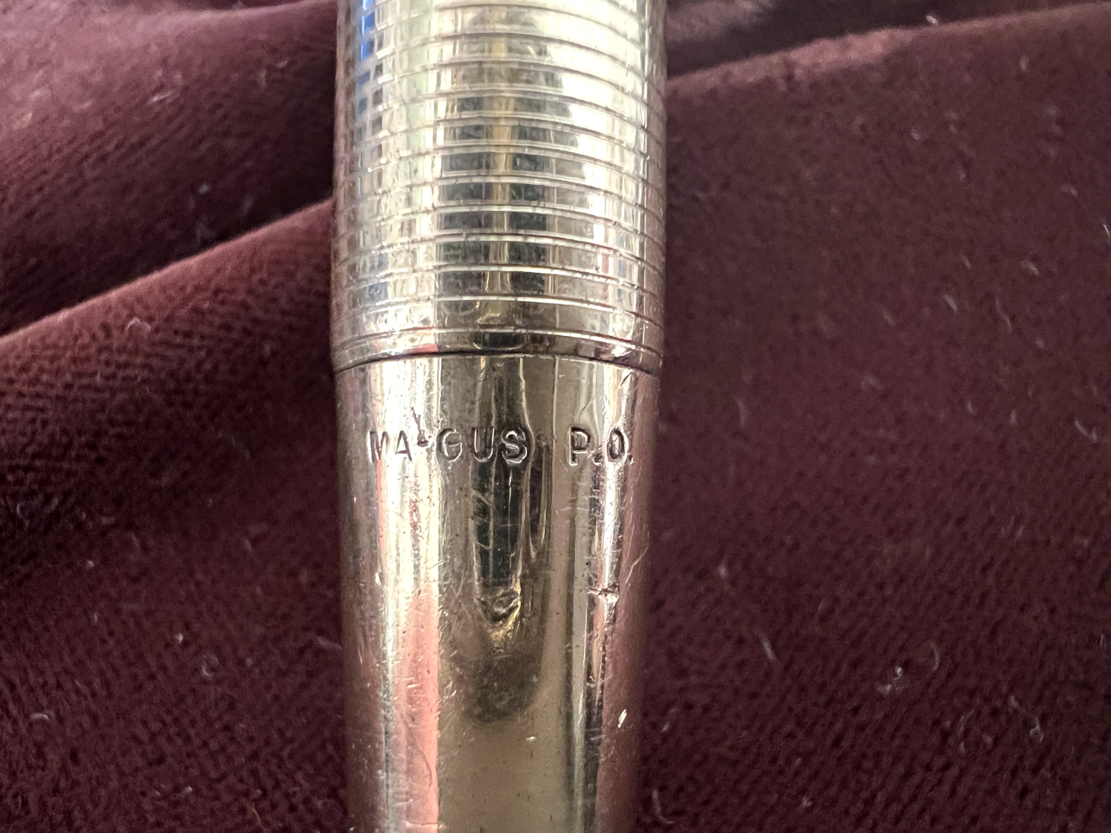 Red Ma Gus PO Einziehbarer Füllfederhalter, vergoldet, funktioniert, Vintage 