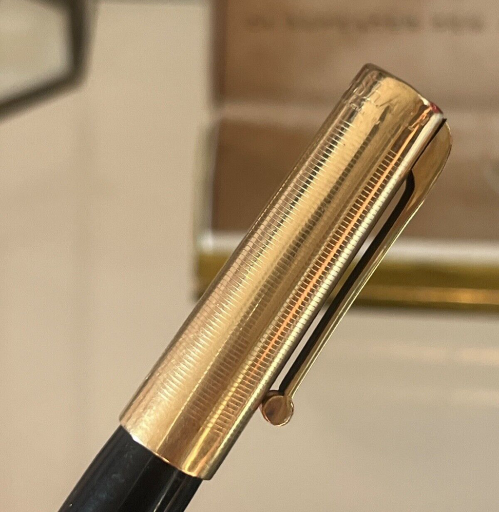 🔴 EVERSHARP Kugelschreiber mit vergoldeter Kappe und Box, seltenes Vintage-Stück 