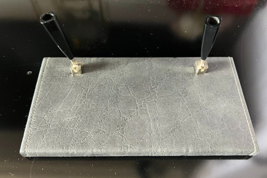 Base Stylo-Plume Stylo à Plume Sphère Bureau Cuir Bloque Note 25 CM Vintage