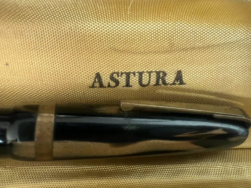 🔴 ASTURA penna stilografica 82 celluloide pulsante di fondo vintage SCRIVE