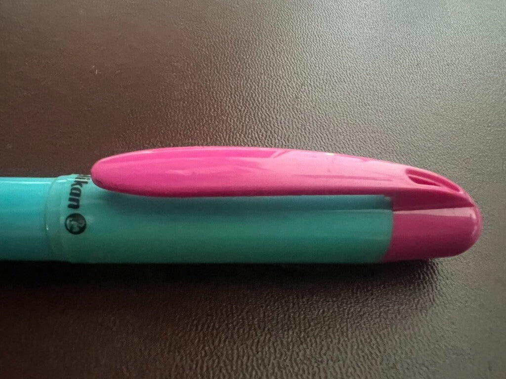 🔴 PELIKAN Primapenna Füllfederhalter, blau-rosa, unbenutzt, Größe M, Vintage 