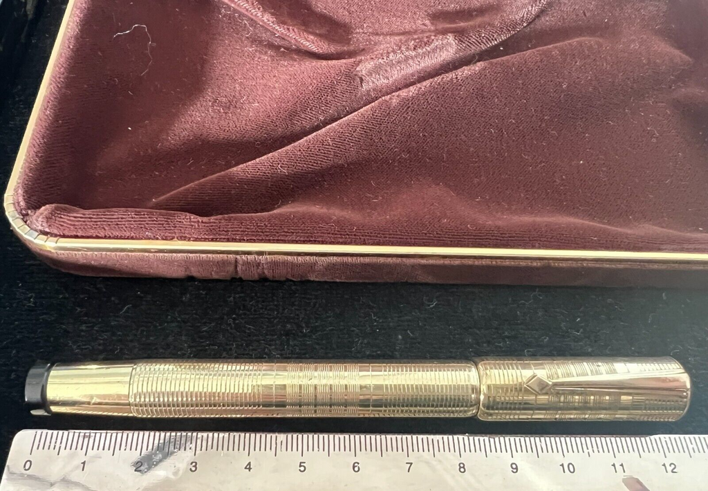 Red Ma Gus PO Einziehbarer Füllfederhalter, vergoldet, funktioniert, Vintage 