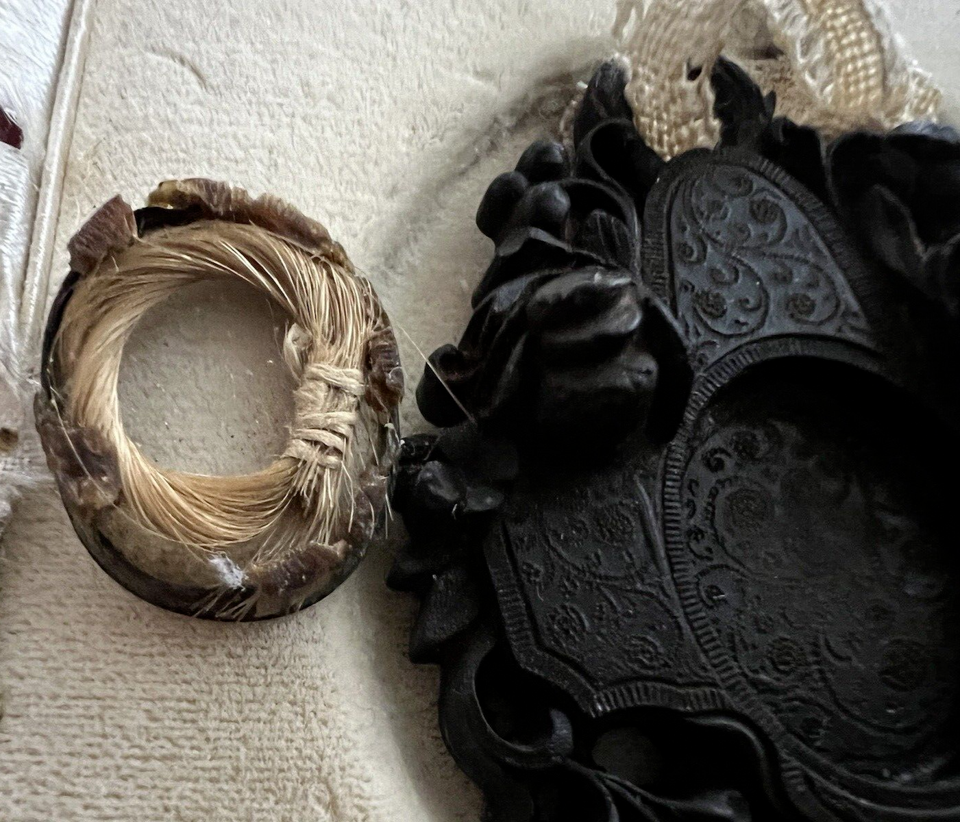 🔴 Ciondolo porta Reliquia LEGNO INTAGLIATO MANO medaglione centrale antica 800