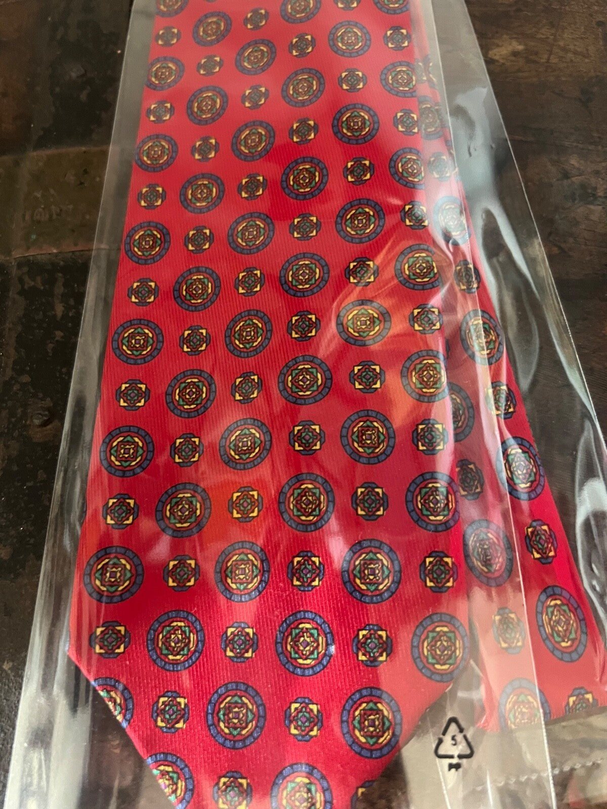 🔴 GIORGIO ARMANI cravatta uomo seta rossa pura medaglioni blu gialli verdi
