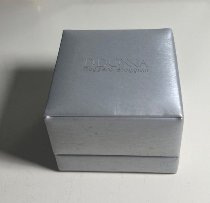 🔴 Ruggero Broggian Ringbox mit perlgrauem, beflocktem Innenraum 