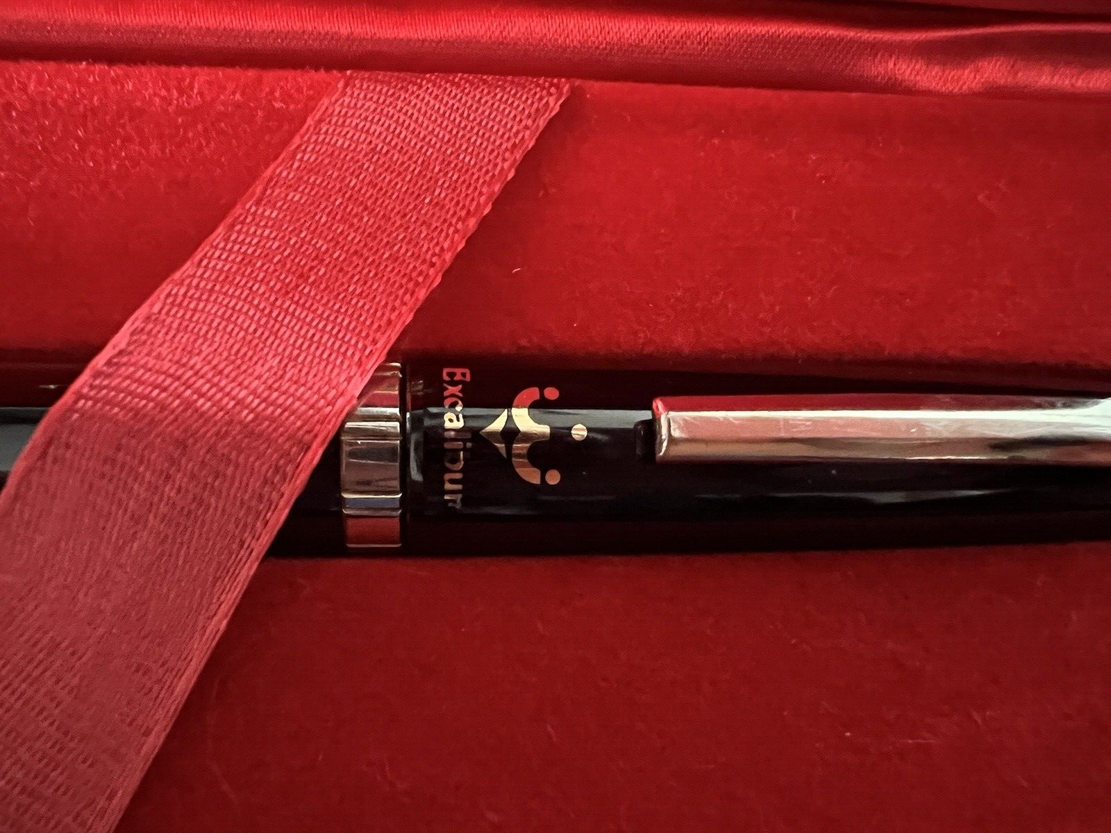 🔴 PENTEL Excalibur Kugelschreiber, schwarzer Lack, mit Anleitung und Etui 