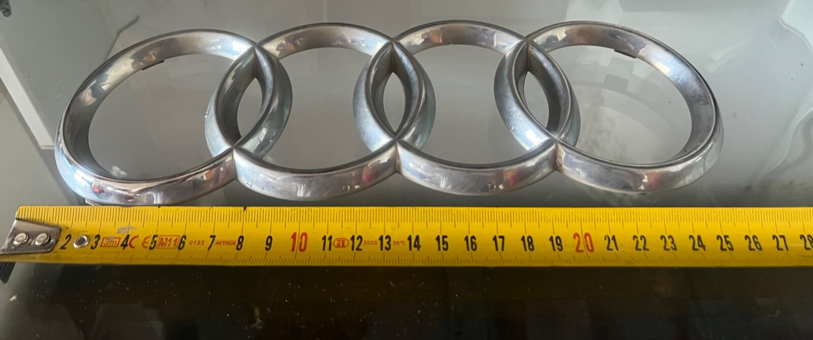 Audi A6 Écrit Armes Emblème Orrnement Voiture Vintage Original De 2000