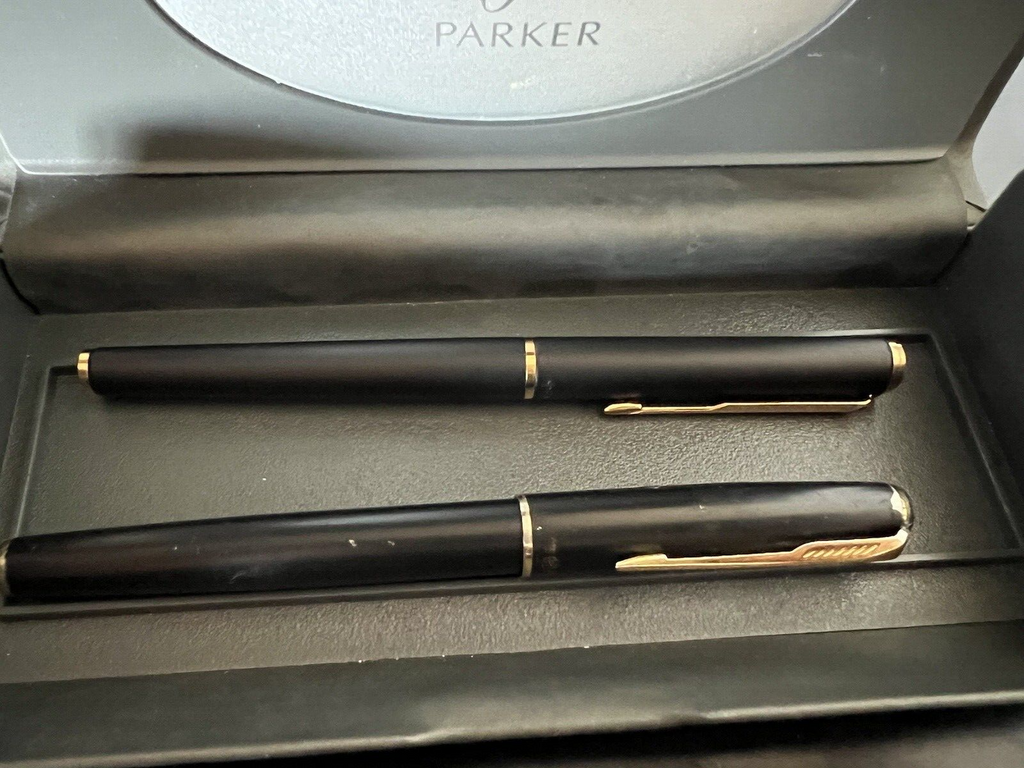 🔴 PARKER Frontier Füllfederhalter, schwarz, HERO 5020 Kolbenpatrone 