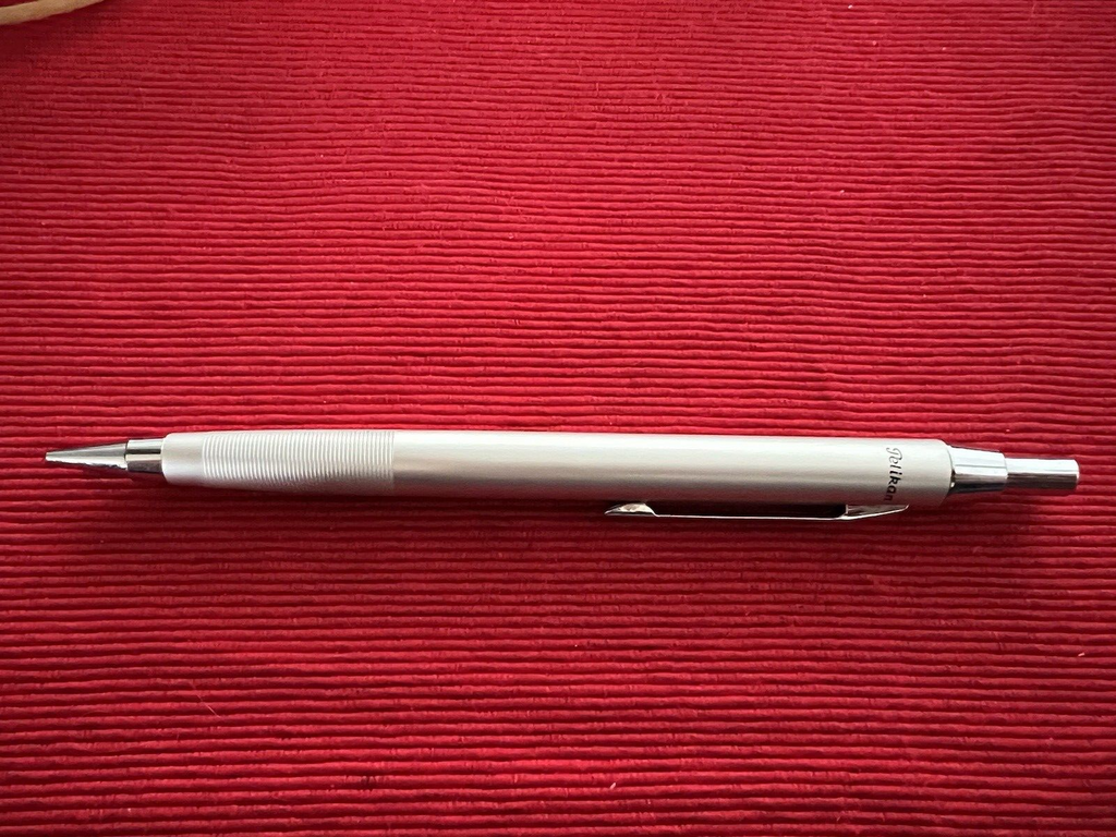 🔴 PELIKAN mechanical pencil satin chrome plated METAL lead 0.5 writes 
