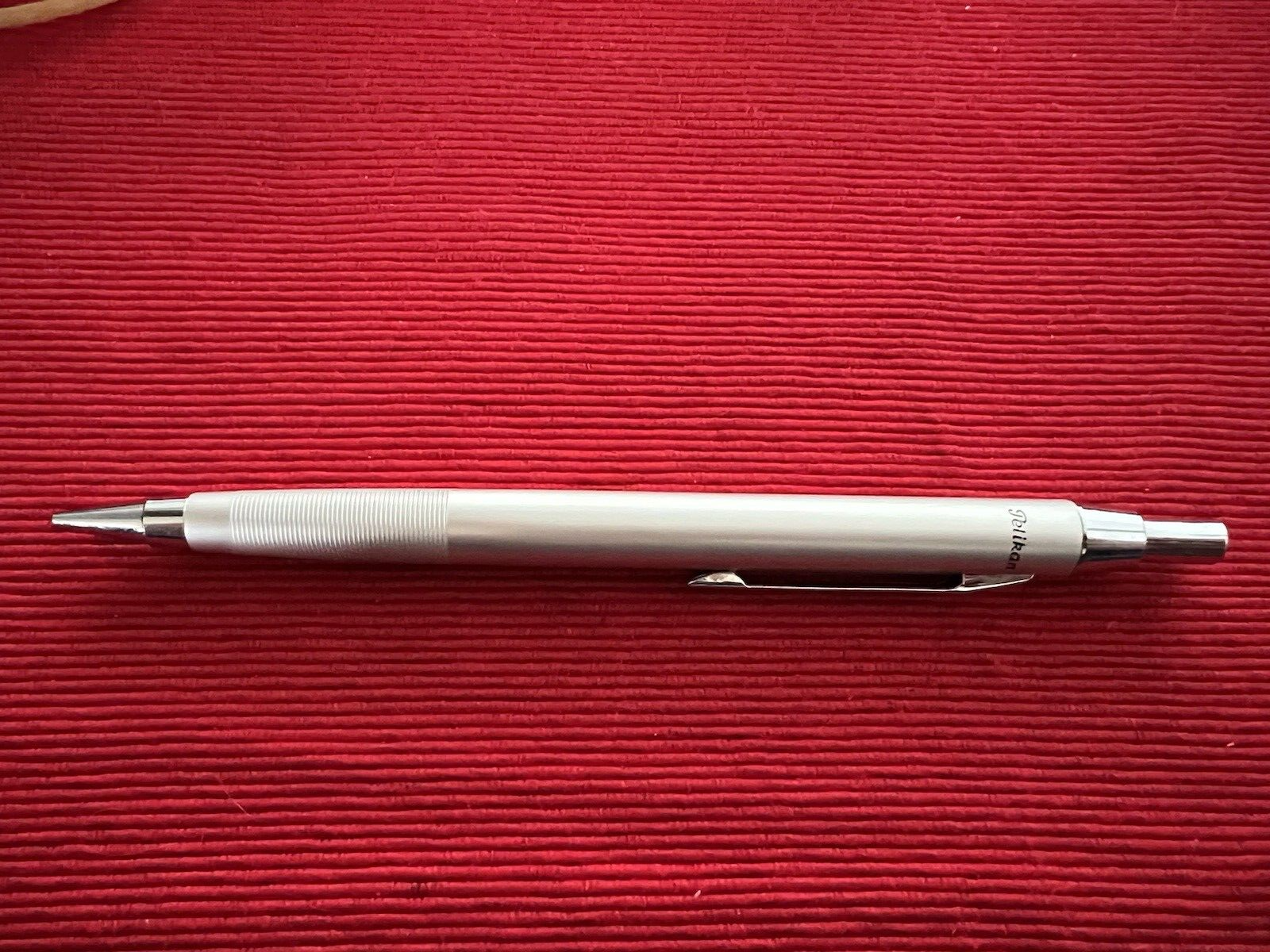🔴 PELIKAN mechanical pencil satin chrome plated METAL lead 0.5 writes 