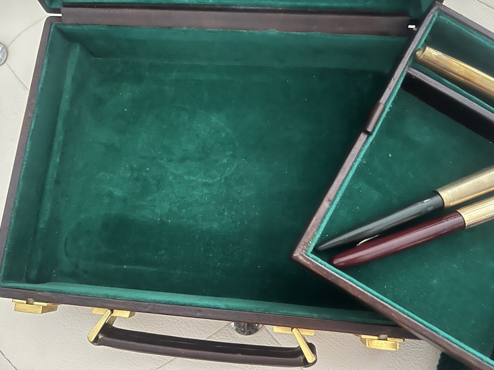 Valise Penne Exposition Porte-Stylo Cuir Interne Velours 2 Sections Vintage 