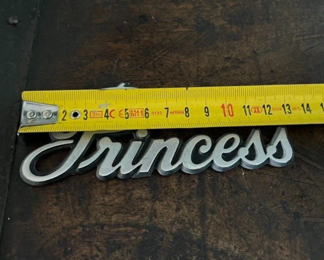 Austin Princess Armes Emblème Écrit Logo Plaque Voiture Métal Original 