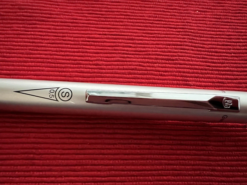 🔴 PELIKAN mechanical pencil satin chrome plated METAL lead 0.5 writes 