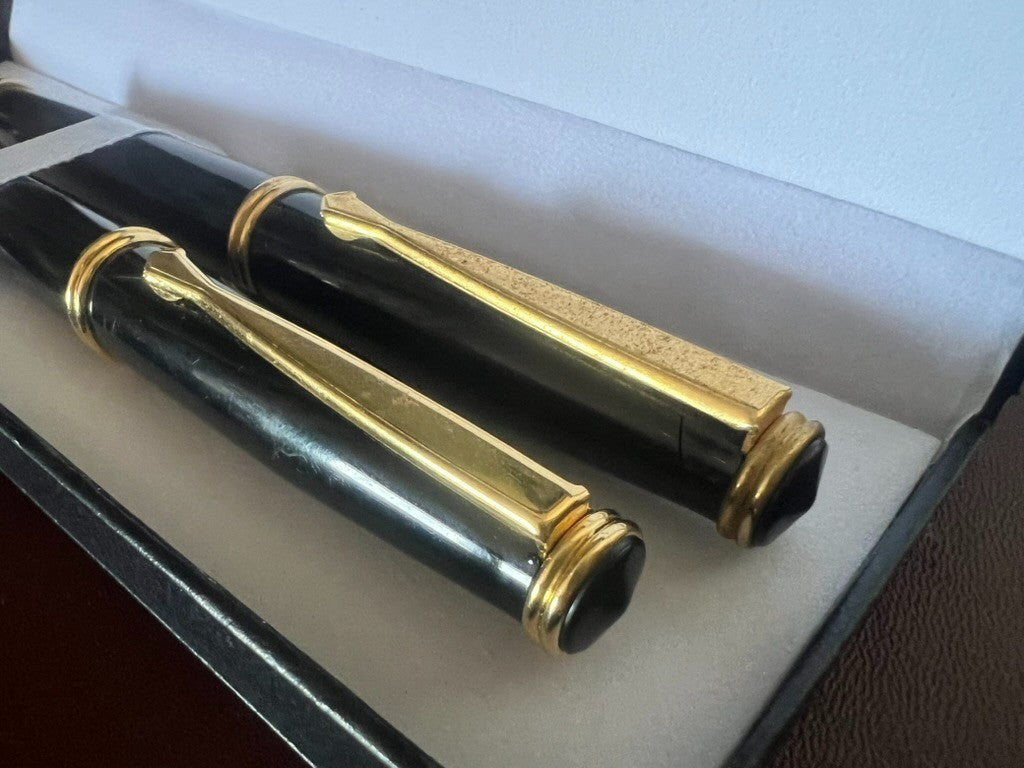 🔴 Penna stilografica e sfera nere profili dorati pennino F scrivono vintage