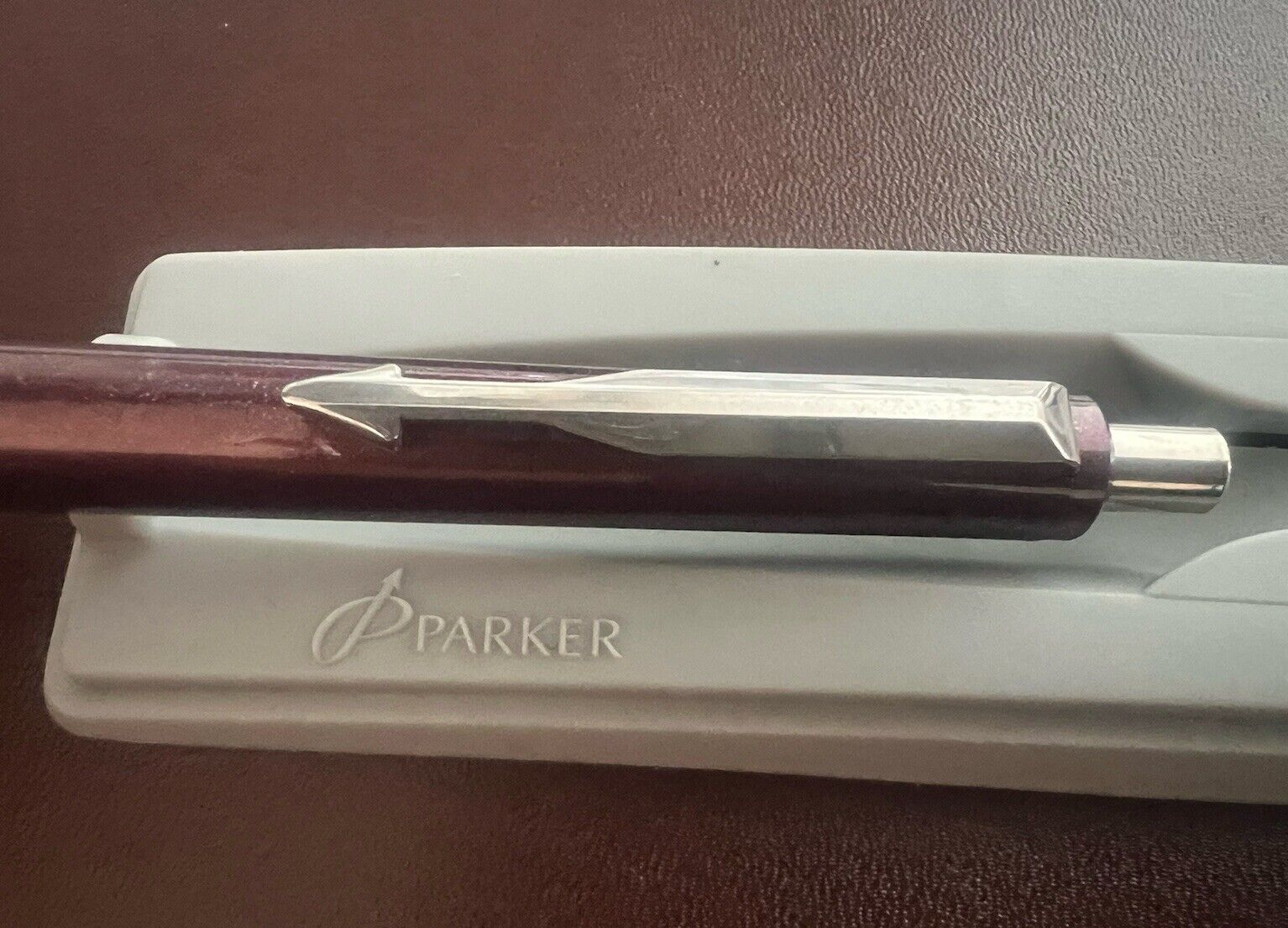 🔴 PARKER penna sfera rossa Vector a scatto scrive con astuccio