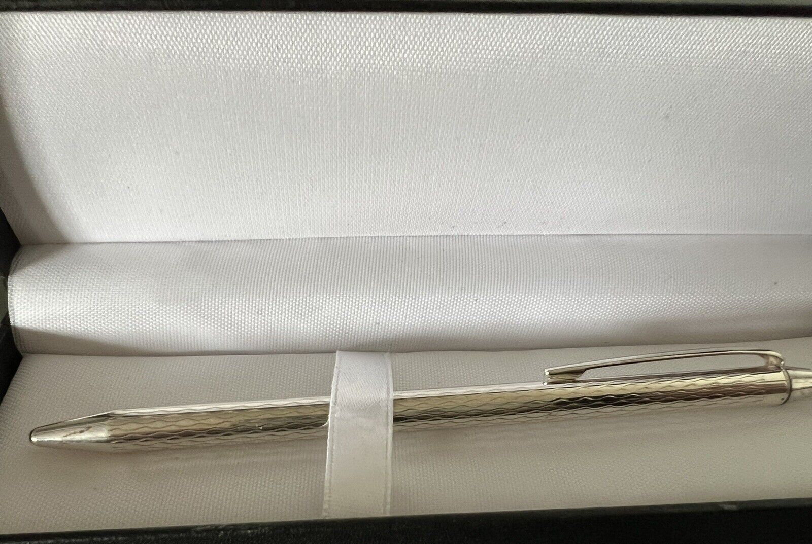 🔴 Penna sfera ARGENTO 835 massiccio corpo guillocchè pulsante antica 15