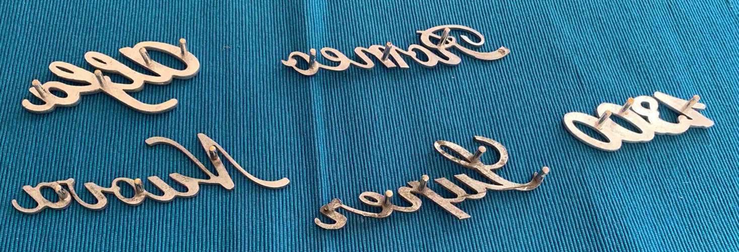 Alfa Romeo Armes Voiture Neuf 1300 Emblem Orrnement Badge Plaque Métal 