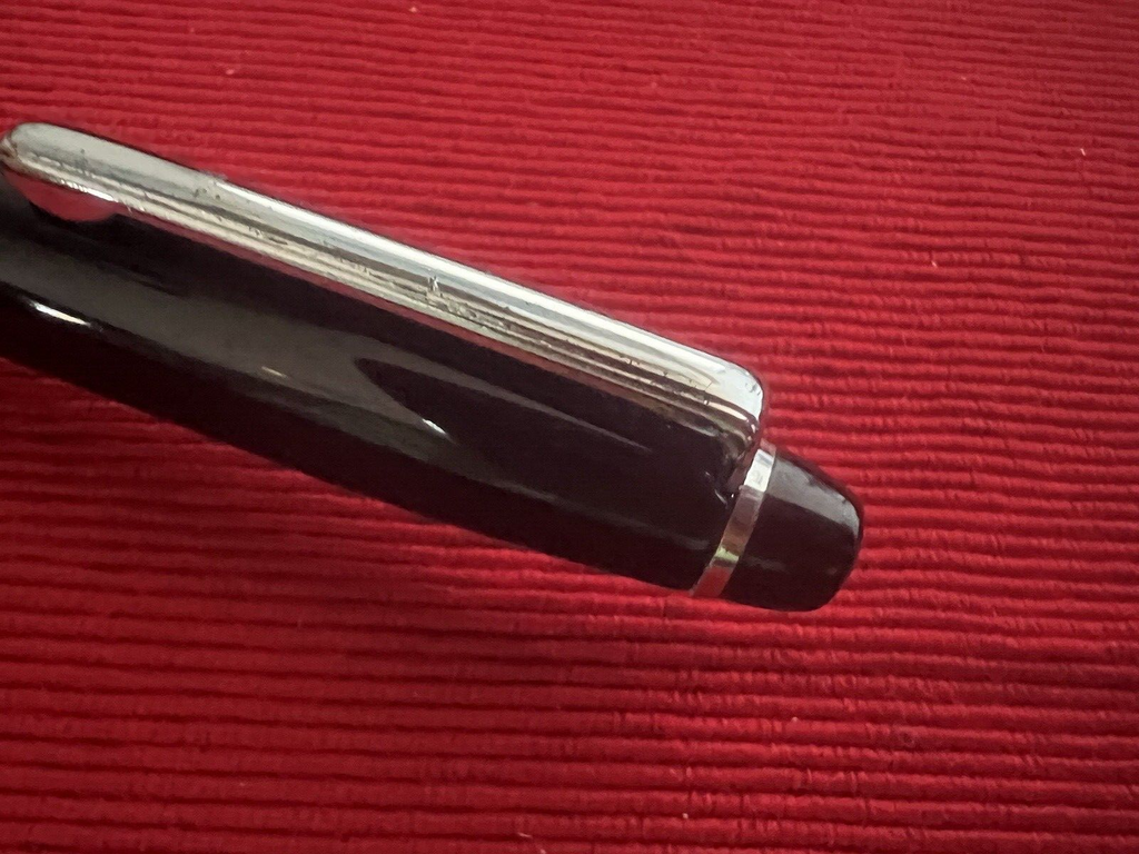 Balenciaga Stylo-Plume Sphère Laque Noire Profils Chrome Écrit Avec Boîte 