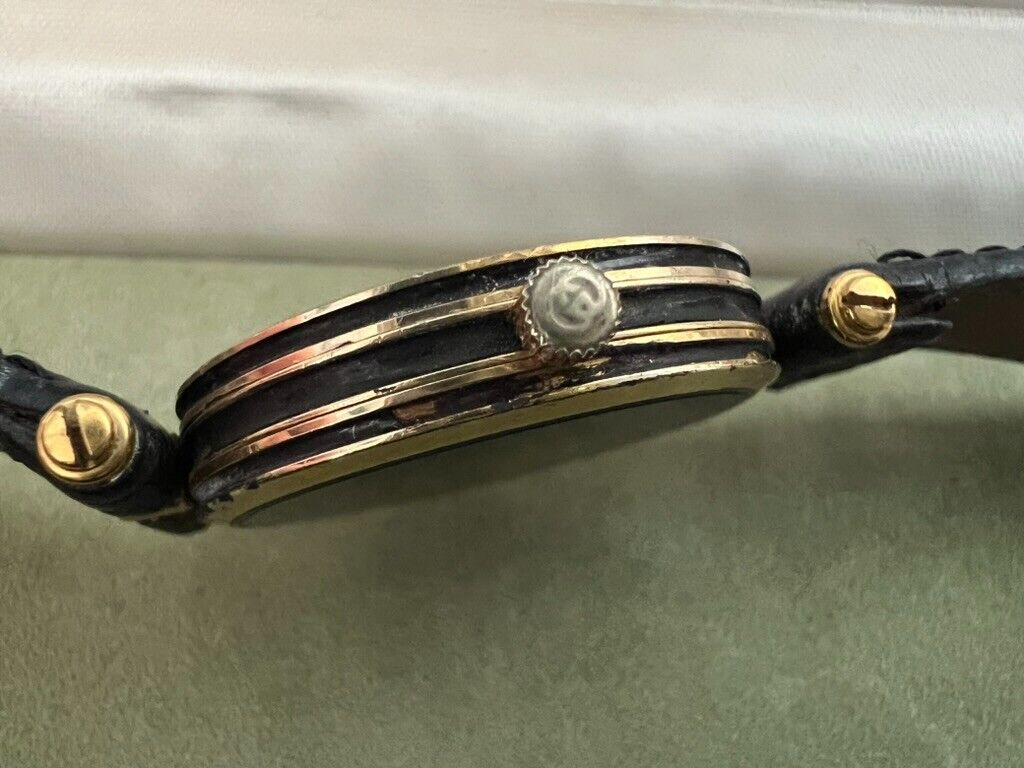 GUCCI Women's Watch Gold Plated Works 2000L Quartz Vintage 80