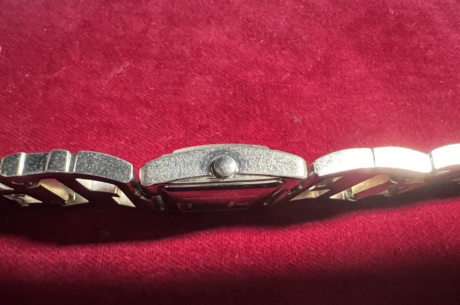 🔴 GUESS women's watch with quartz jewel bracelet with rhinestones 